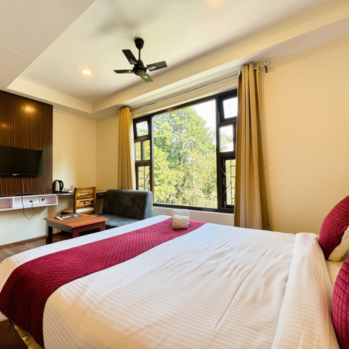 Deluxe Room with mountain views at Kunden Fortune Resort, Gangtok